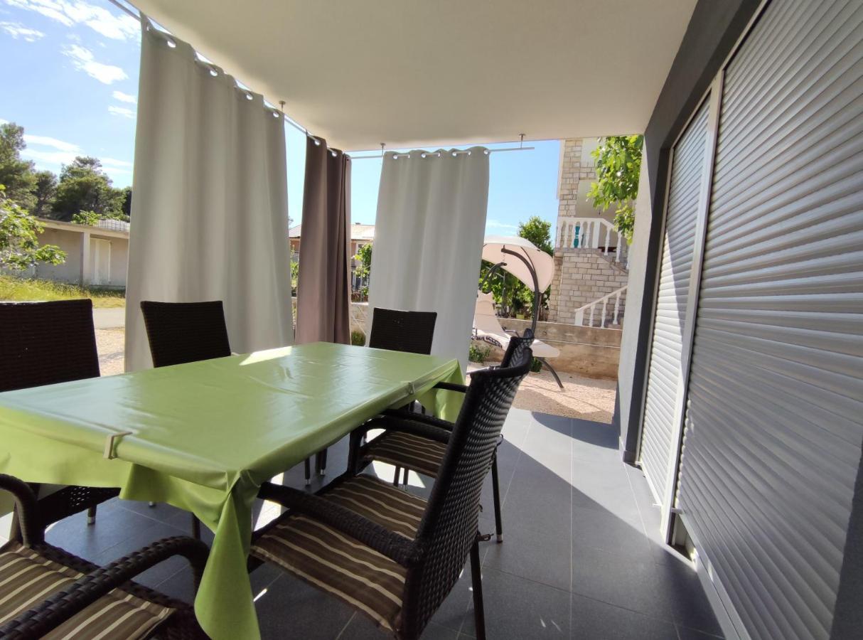 Zilip Apartments Vir Exterior photo